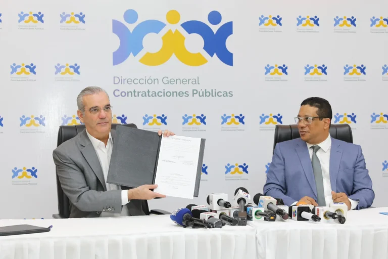 Presidente Abinader promulga la nueva Ley 47-25 de Contrataciones Públicas y sella un compromiso histórico con la transparencia