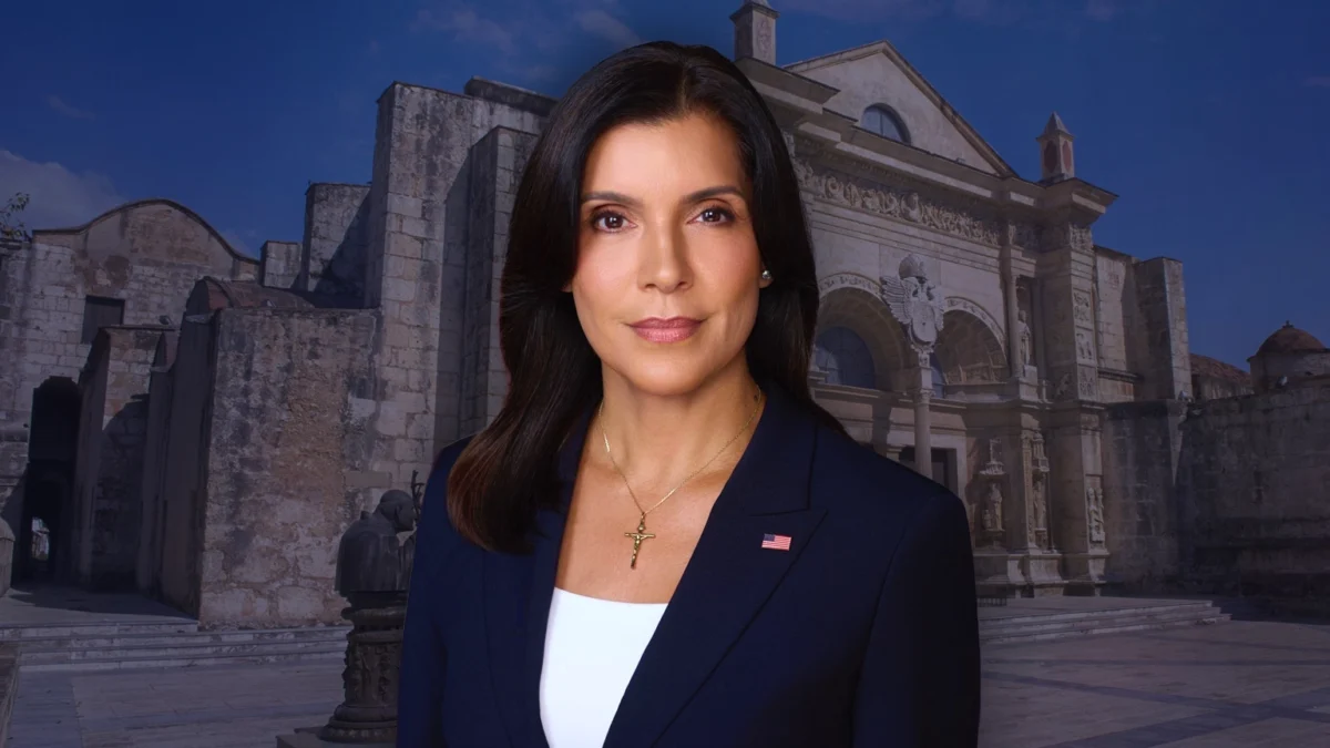 Leah-Campos-inicia-su-misión-en-RD-con-una-bendición-copy-1200x675